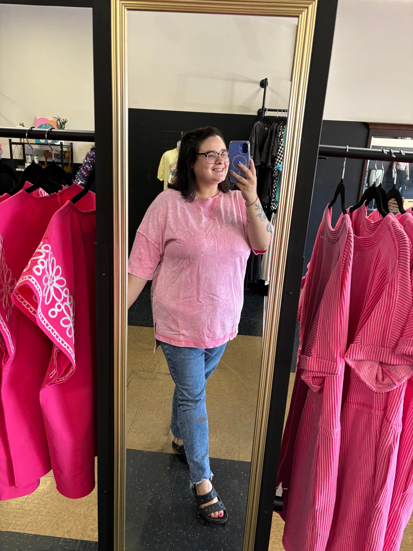 Slouchy Boyfriend Tee - Pink