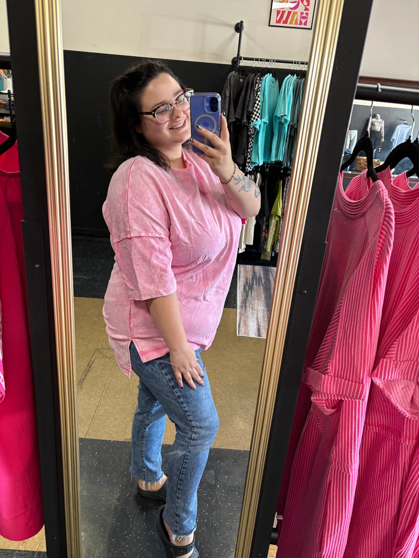 Slouchy Boyfriend Tee - Pink