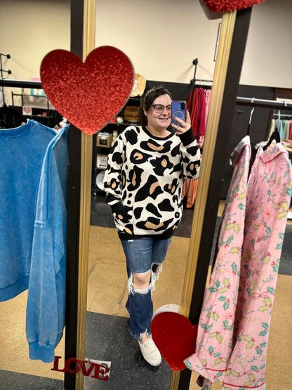 Fiesty Feline - Leopard Pocketed Pullover