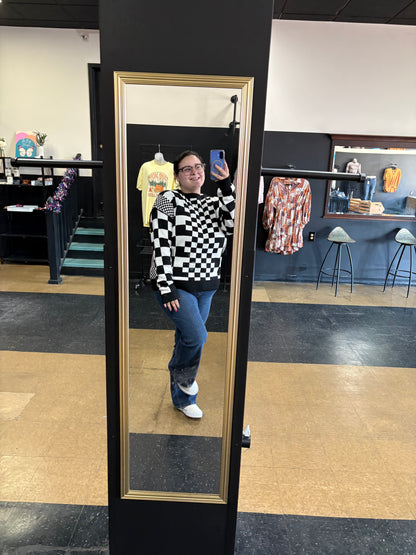 Checkered Chaos - B&W checkered Sweater