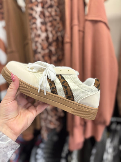 Lines of Leopard - sneaker
