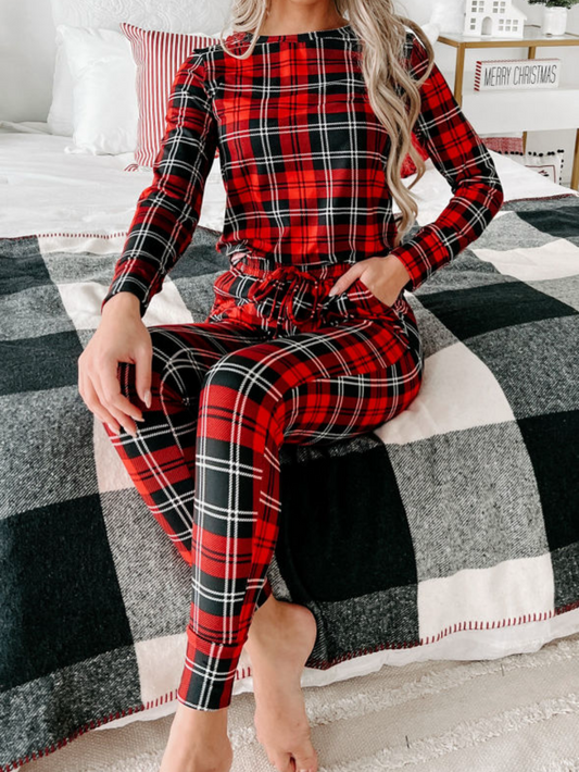 Holiday Snuggles - plaid pajama set