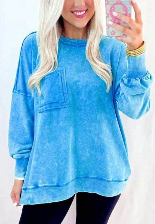 Bubbly Blue - mineral wash pocket pullover